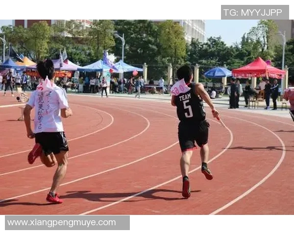 足球明星贴纸墙画打造个性空间让你的家充满运动激情与活力